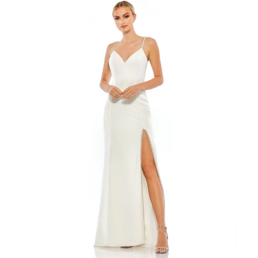 IEENA FOR MAC DUGGAL
Sweetheart Evening Gown w/ Rhinestone Accents
